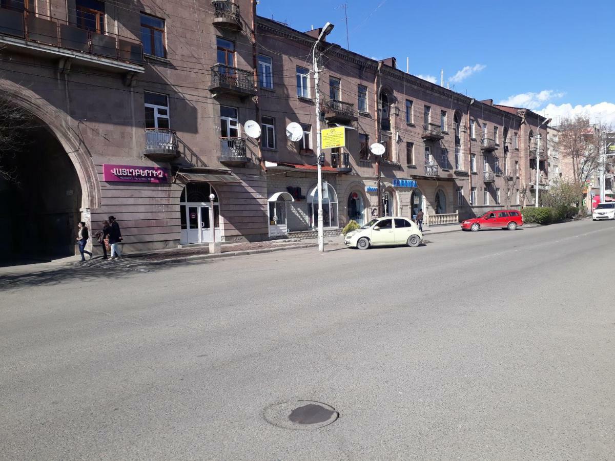 Srtashyan Apartments - Gorky Street Gyumri Exterior photo